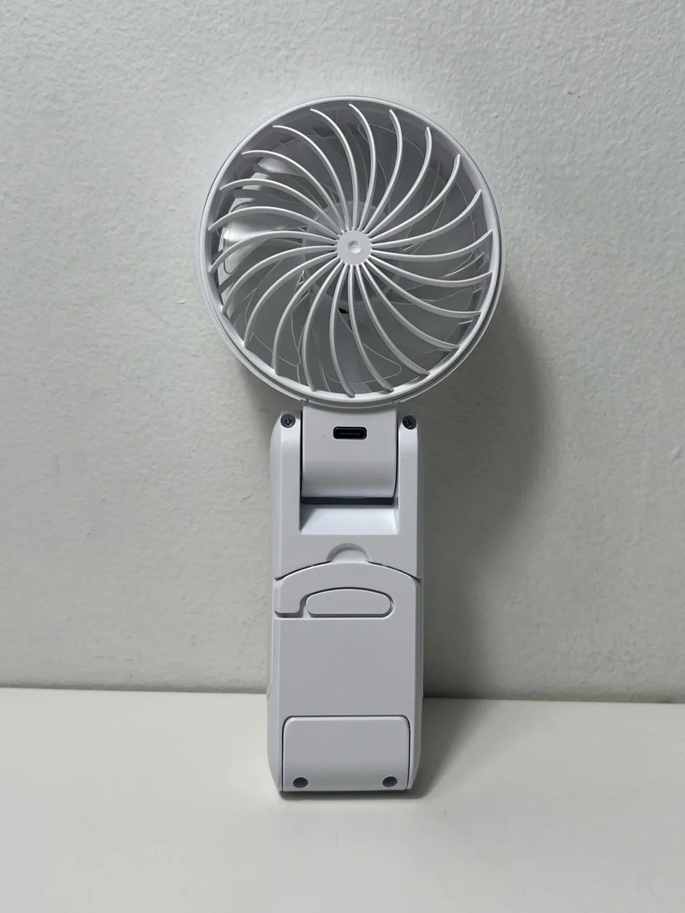 American Airlines Citi AAdvantage Rechargeable Portable Neck Handheld Mini Fan